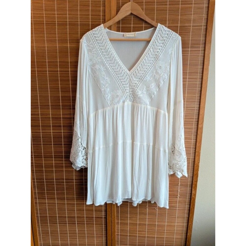 Altar'd White Embroidered Lace Long Sleeve Tiered Boho Mini Dress – Size Large